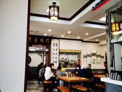 大堂-门框胡同百年卤煮(新街口店)