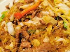 泡菜牛肉炒粉丝-鹿港小镇(悠唐店)