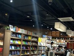 -漓江书院(三祺广场店)