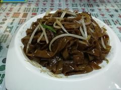 干炒牛河-莅香岛港式餐厅(滨江道店)
