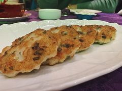 香煎荠菜虾饼-惠食佳·朱雀(东方商厦店)