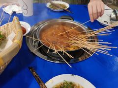 -马路边边串串香形象店(磐石路店)