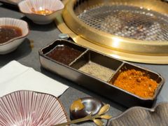 -铭牛烧肉·和牛海鲜自助(高新月牙湖店)