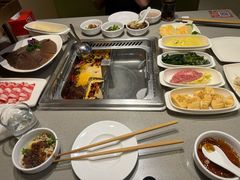 -海底捞火锅(曹安公路店)