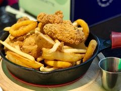 小吃拼盘-TAMATI(巴黎贝甜韩式西餐厅店)