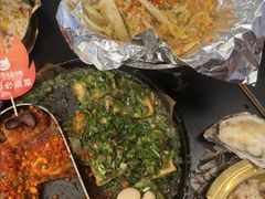 -何师烧烤Pro ·江湖川菜·小龙虾·精酿(太古里旗舰店)