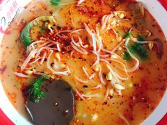 -小蛮椒麻辣烫·麻辣拌(青浦宝龙店)