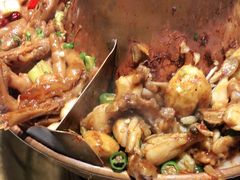 -老佛爷铜炉蛙锅(挂绿店)