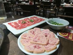 -红九格老火锅(三峡广场店)