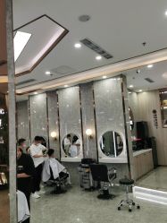 -Meng Lang 梦郎白金店