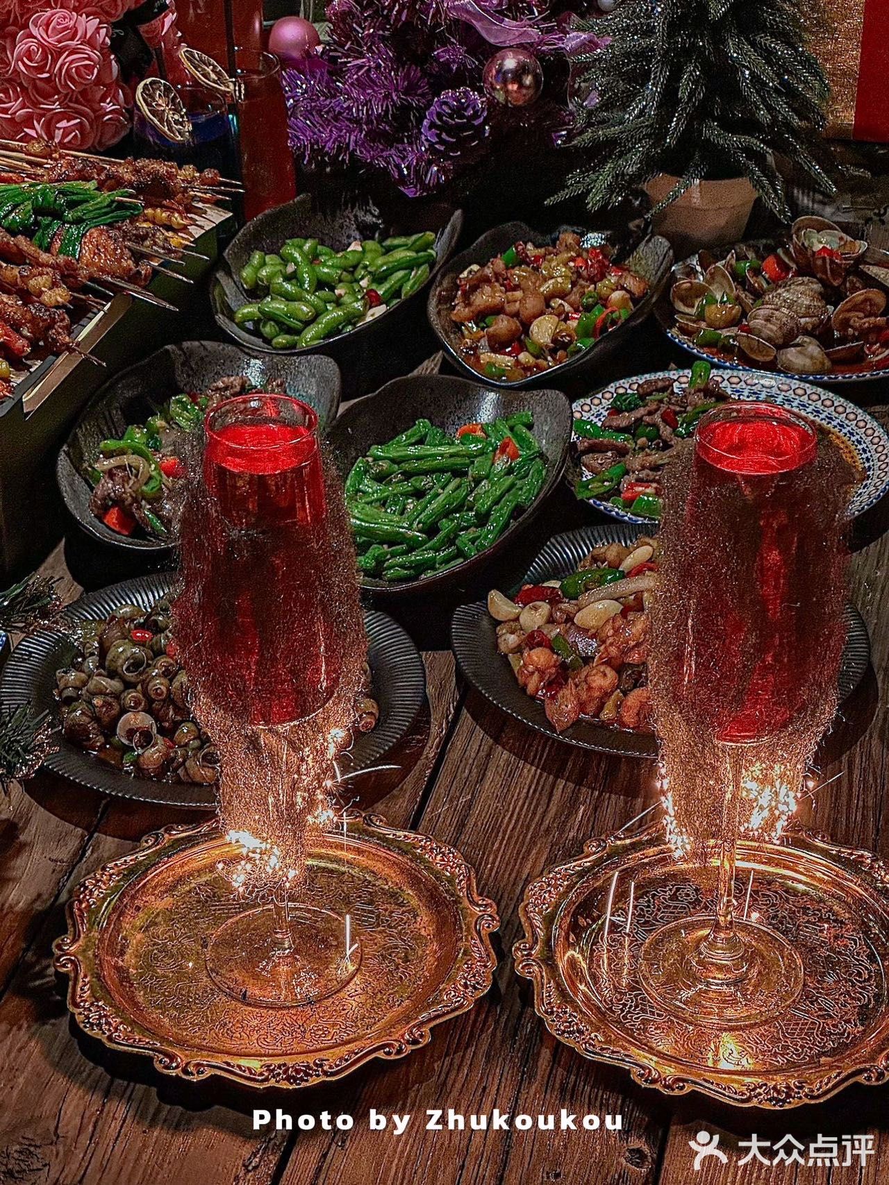 圣诞氛围超chill的小酒馆！！拍照绝美哦！