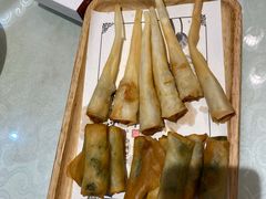 -鹰龙海畔度假酒店(咸祥店)