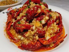 -肥肥虾庄·金牌油焖大虾(首义路店)