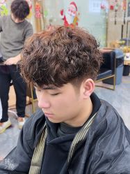 -藤野造型烫染·漂发