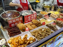 -八一路好吃街(雨田商务大厦店)