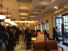 大堂-星巴克臻选(广州沙面店)