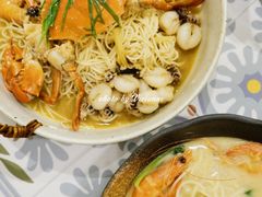 膏蟹拌面-十面欢腾·海鲜面·台式Bistro(长乐路店)