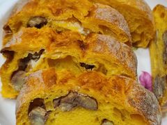 贝贝南瓜板栗洛代夫-PAOPAO Bakery&Café(港汇店)