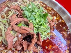 -鹍记特色牛杂面