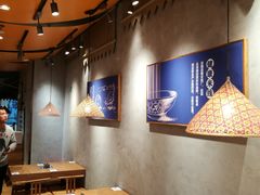 大堂-刀小蛮半只鸡过桥米线(家乐福四元桥店)