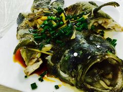 -覃记海鲜美食餐厅