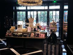 -Victoria's Secret(杭州湖滨银泰in77店)
