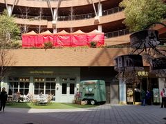 -Dough&Joe团憩(瑞虹天地月亮湾店)