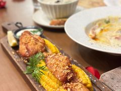 -Mark&Mars Restaurant