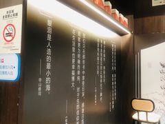 -钟书阁(群光广场店)