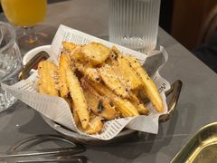 -Mogul Eatery·大亨餐酒馆
