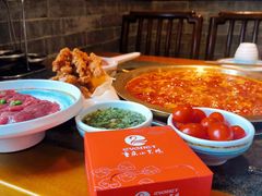 -小天鹅火锅·一线江景洪鼎旗舰店(洪崖洞店)
