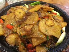 -鲁小三·大骨自助(金山总店)