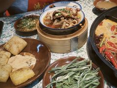 -鸿姐老火锅(花园路店)