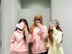 -王府井奥莱棋盘山小镇