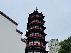 -绳金塔