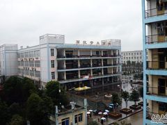 教室-武昌首义学院南区食堂