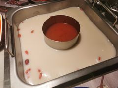 -尚尚仙·酸汤猪手·猪肚鸡火锅(华联万柳购物中心店)