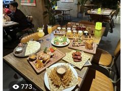 -岔巴精酿啤酒餐吧(南屏街店)