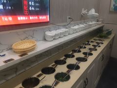 -何鲜菇火锅(大营盘店)