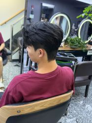 -藤野造型专业烫染接发