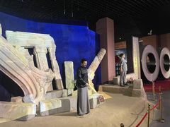 -金石蜡像馆