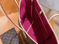 -LV路易威登(杭州万象城店)