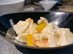 -穹六人间 people 6(岳阳路店)