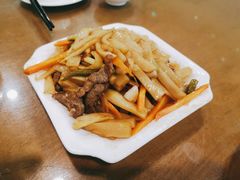 牛肉炒自家腌笋-大唐靓汤江门私房菜(景田店)