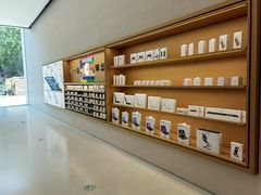 -Apple零售店(玄武湖店)