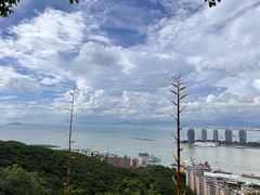 -鹿回头风景区