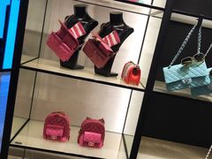 -CHANEL(恒隆广场店)