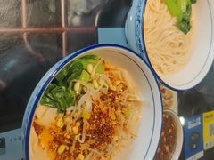 -关中灞道面(柳林居小区店)