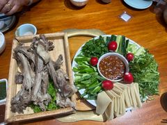 -一群羊手扒肉·火锅·早茶(远东公寓店)