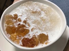 牛奶雪燕桃胶-遇见甜品站(魁奇店)